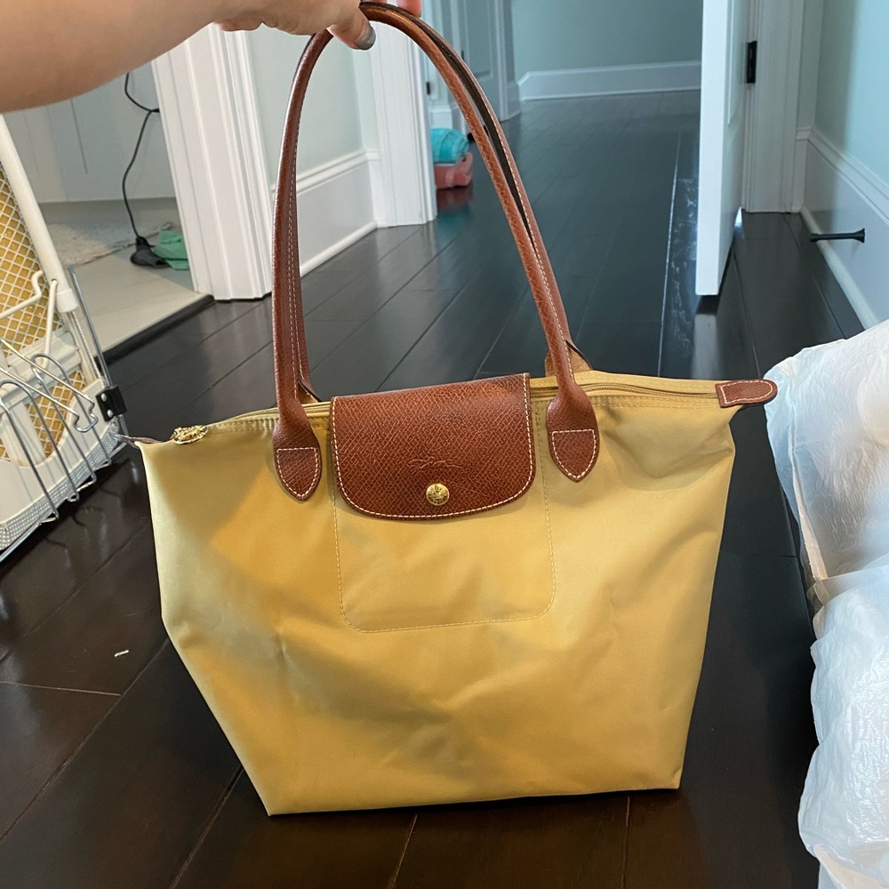 Small Longchamp nylon purse